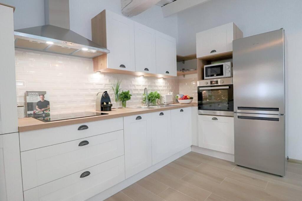 דירות Cosy 3 Pieces Vieil Antibes Proche Port Vauban מראה חיצוני תמונה